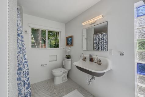 2320 Chart Drive Dallas TX 75228