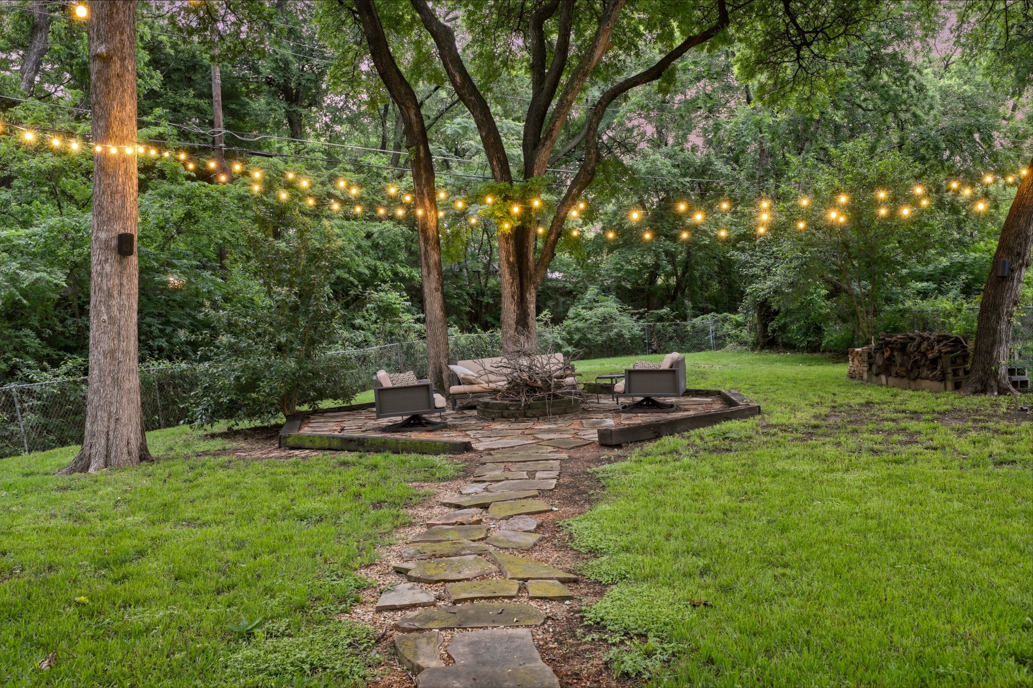 2320 Chart Drive Dallas TX 75228