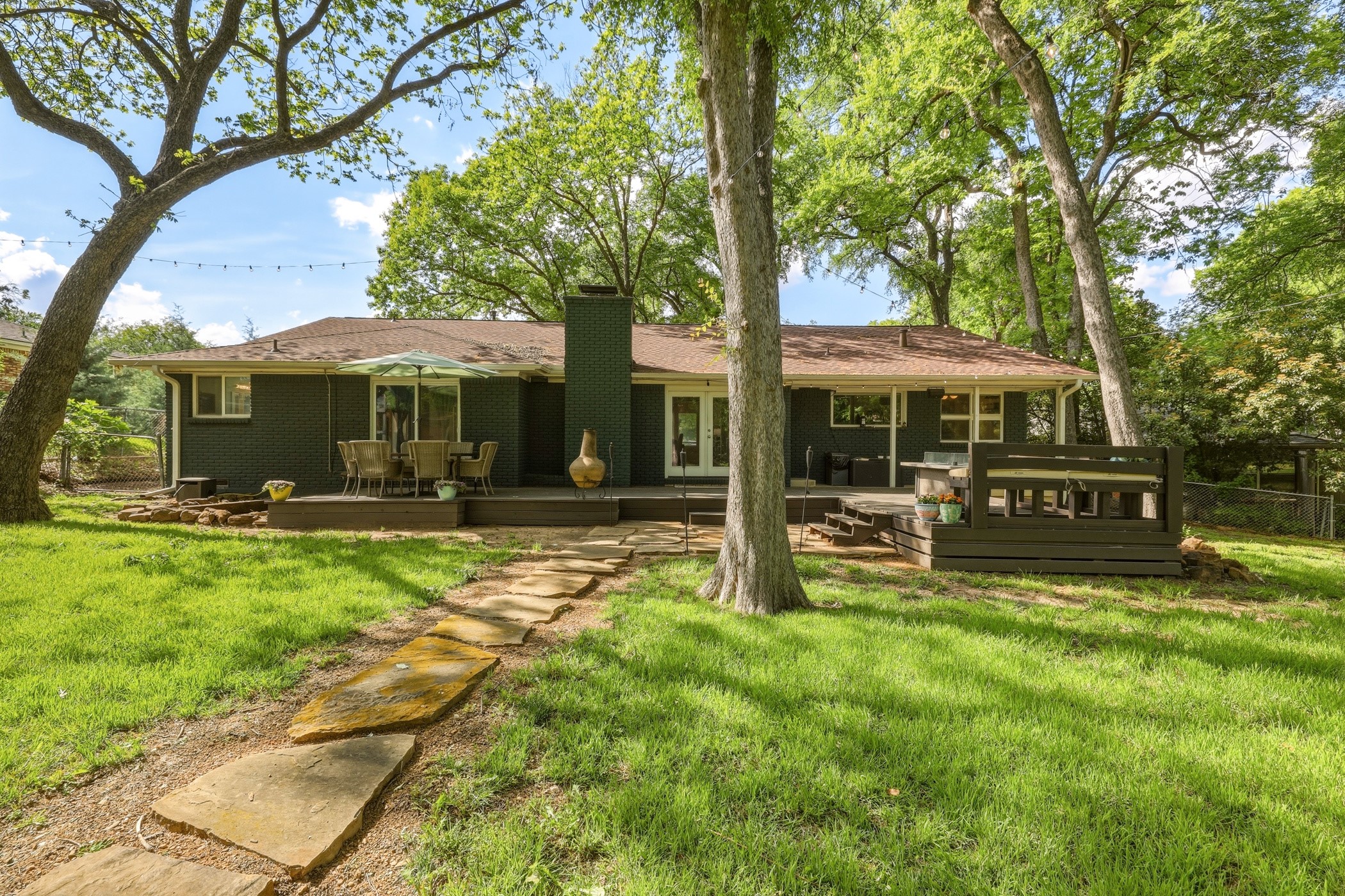2320 Chart Drive Dallas TX 75228