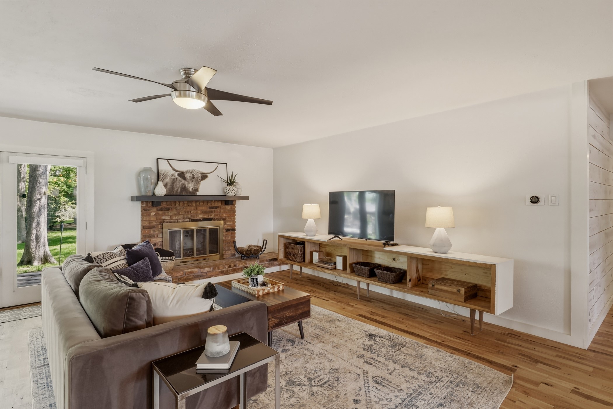 2320 Chart Drive Dallas TX 75228