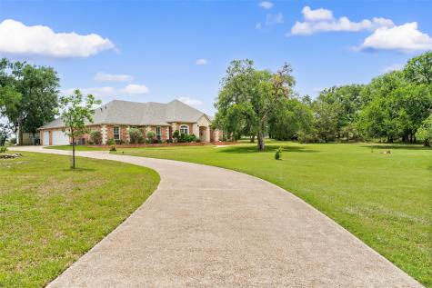 175 Winding Trail Crawford TX 76638