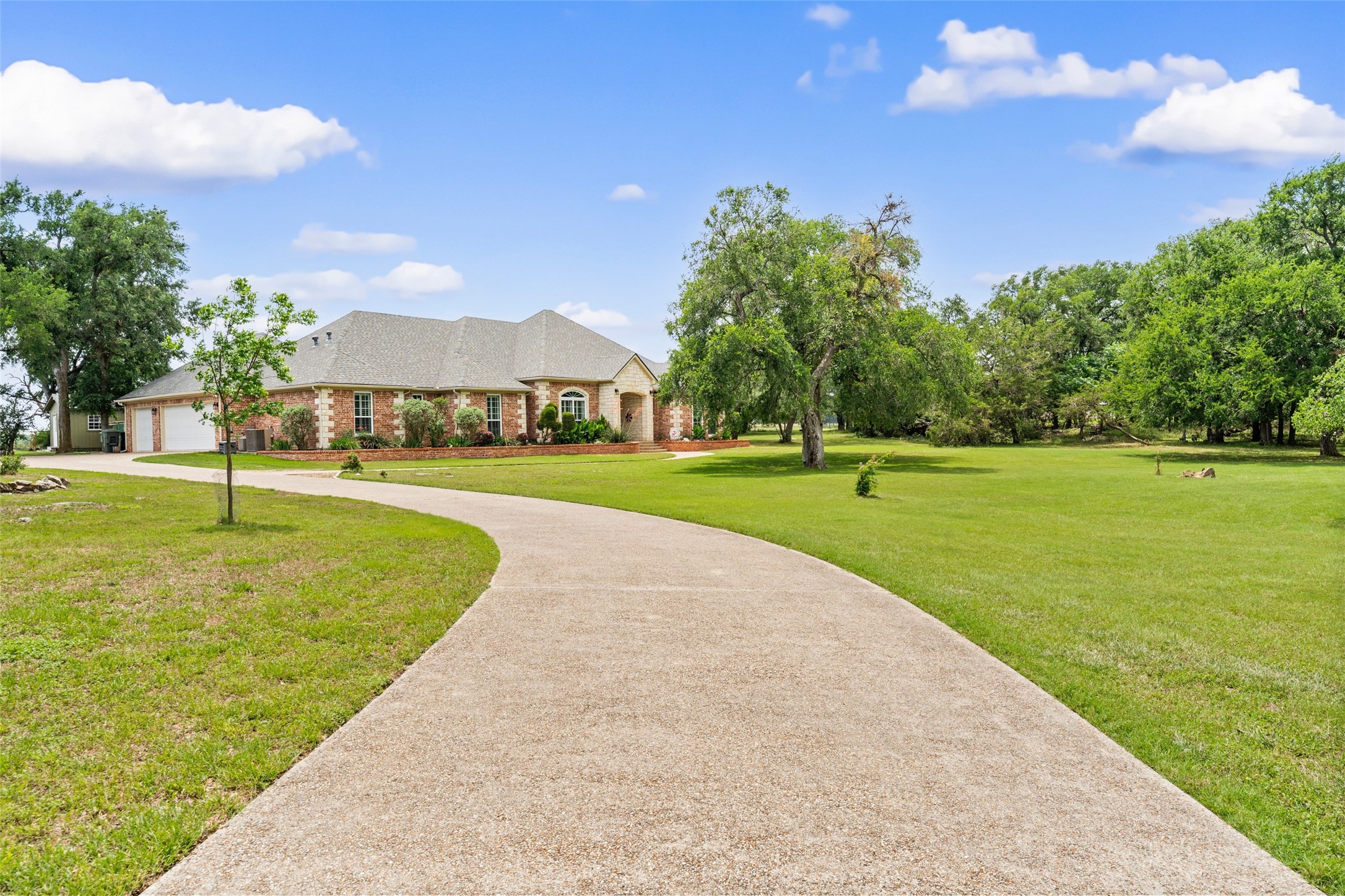 175 Winding Trail Crawford TX 76638