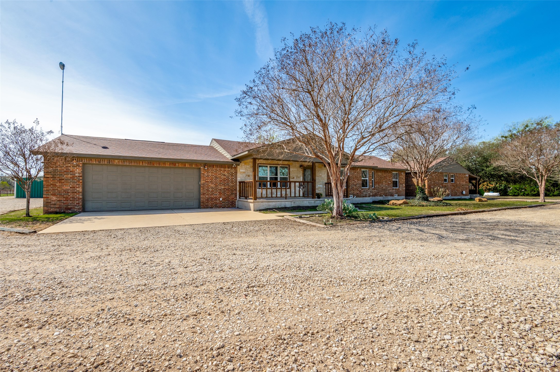 1003 Ovilla Road Red Oak TX 75154