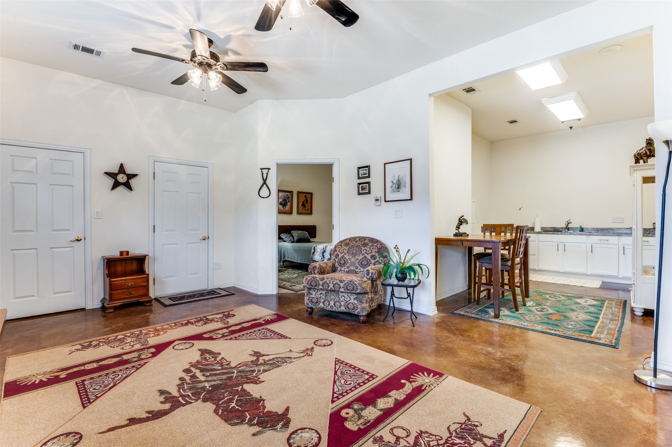 1003 Ovilla Road Red Oak TX 75154