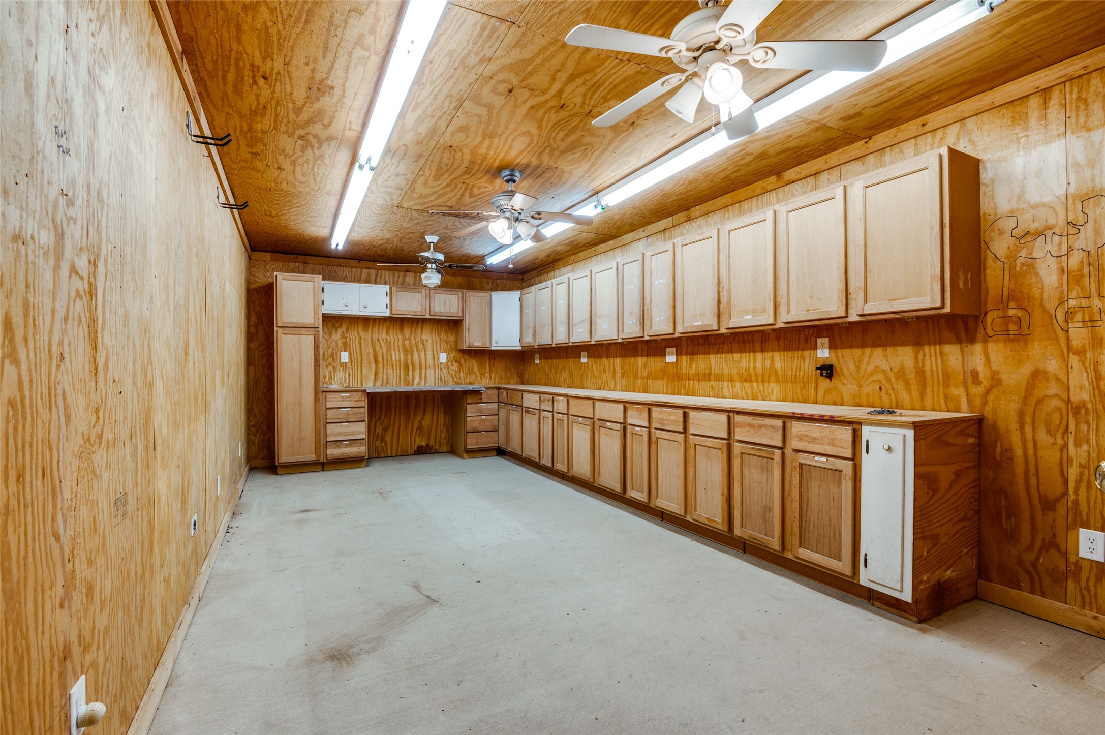 1003 Ovilla Road Red Oak TX 75154