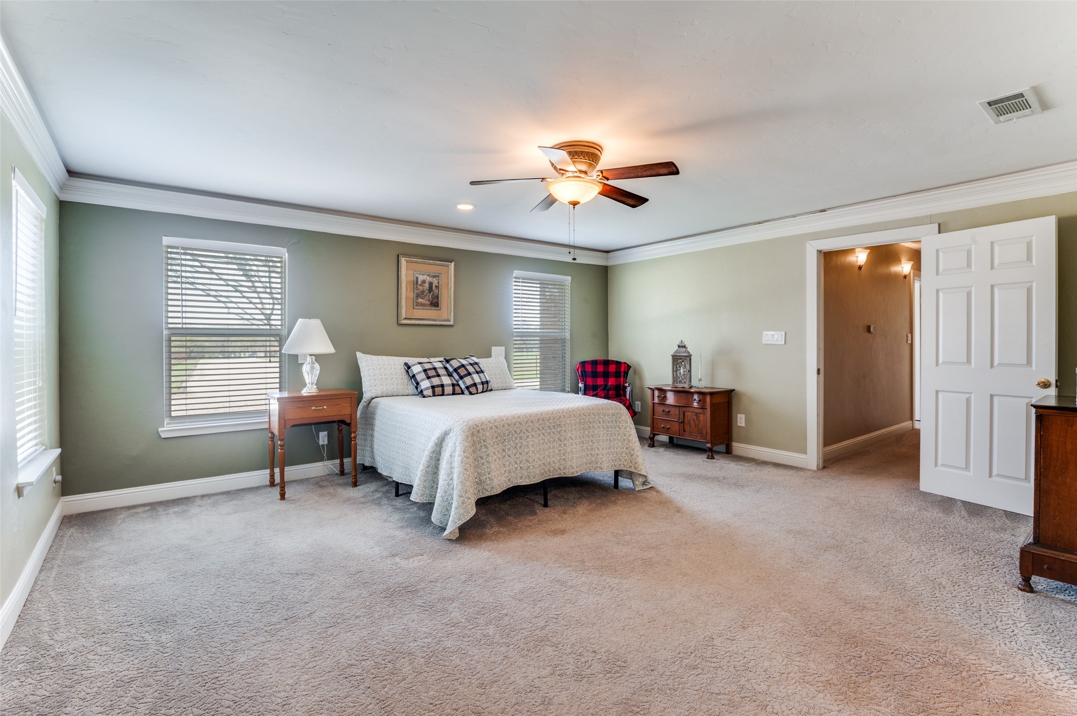 1003 Ovilla Road Red Oak TX 75154