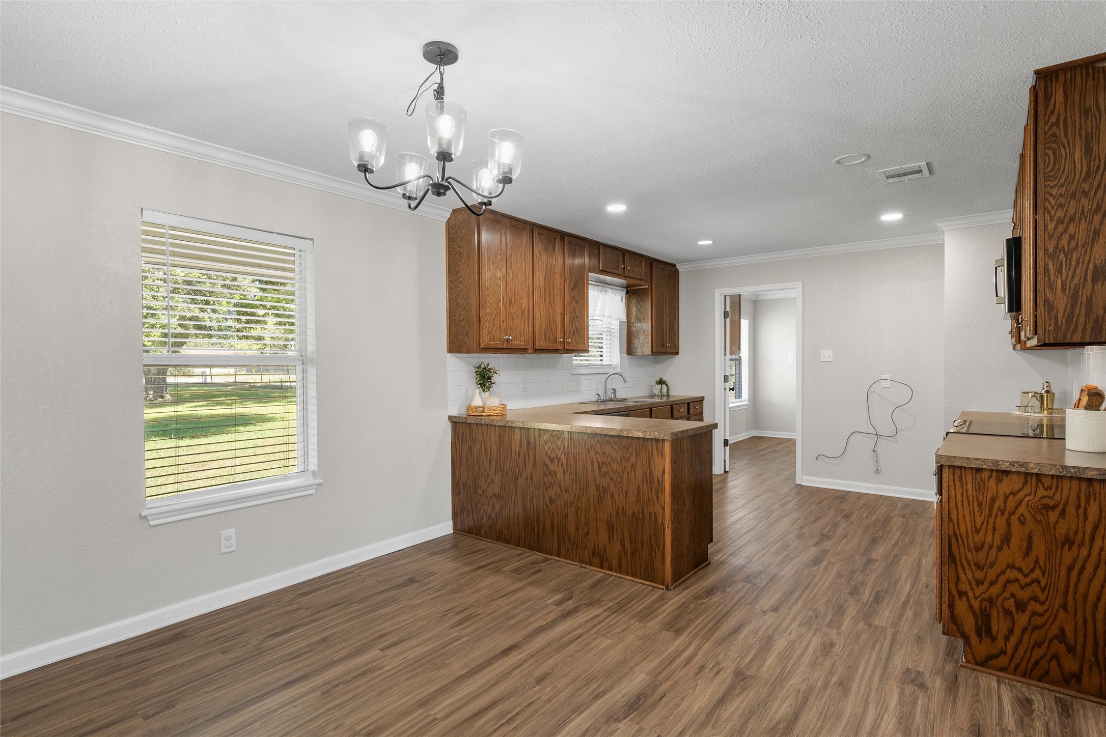 154 Longhorn Parkway Axtell TX 76624