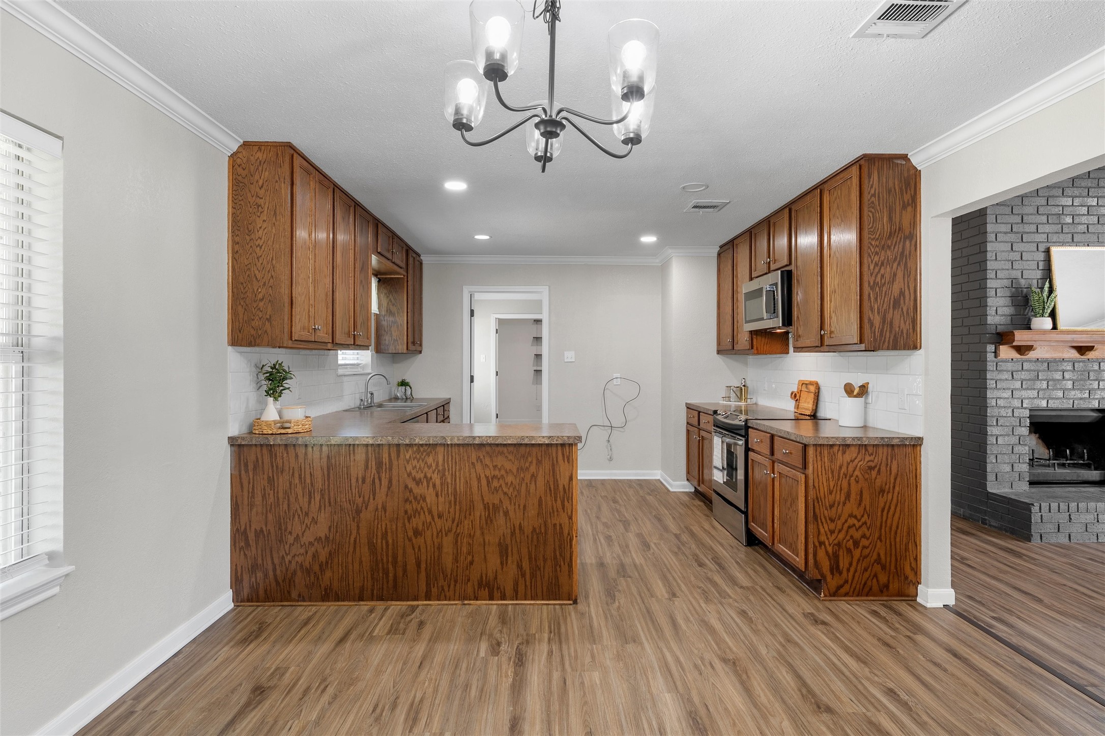 154 Longhorn Parkway Axtell TX 76624