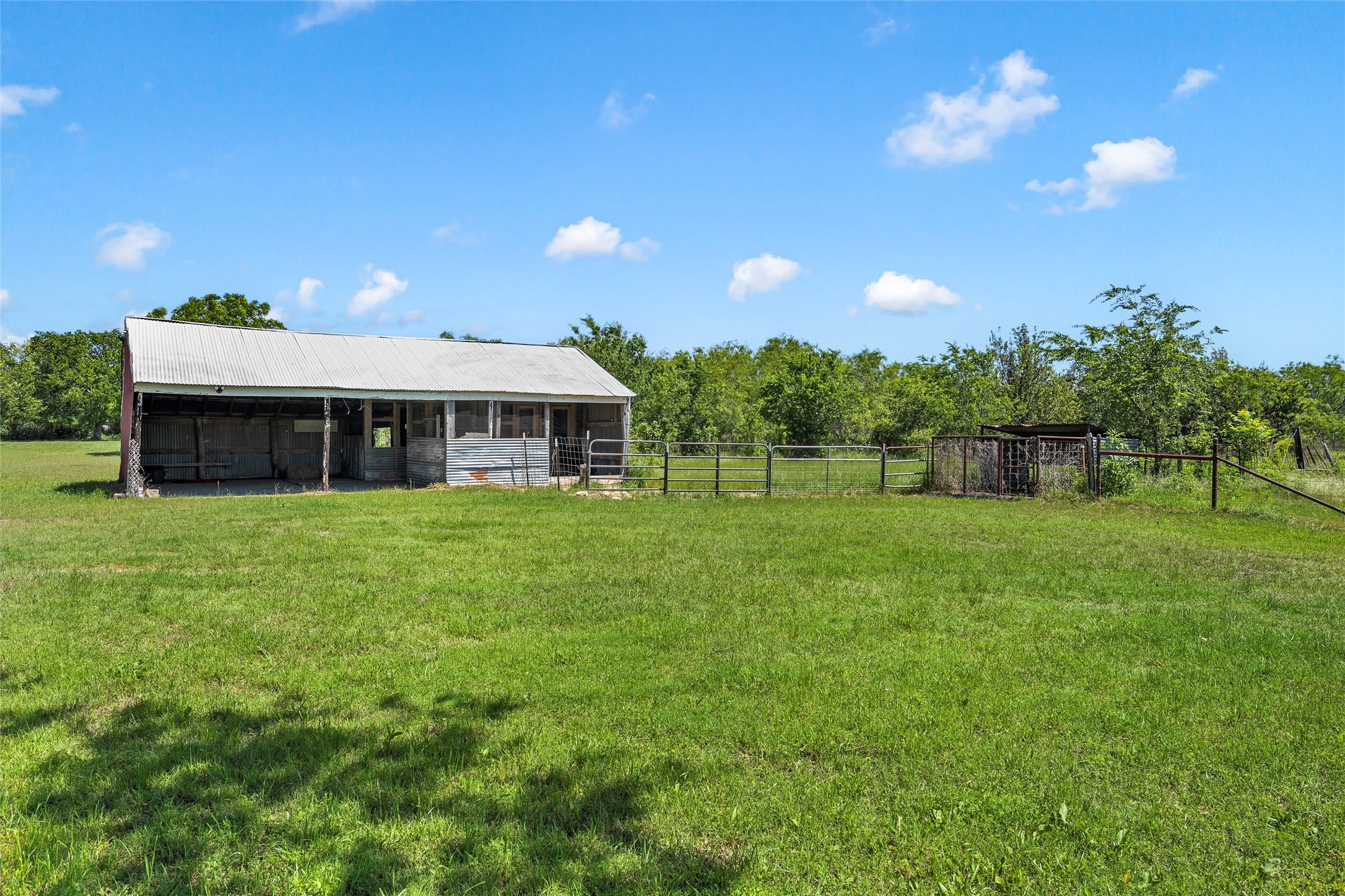 154 Longhorn Parkway Axtell TX 76624