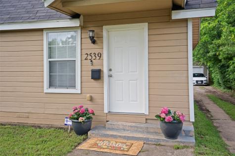 2539 Sharon Street Dallas TX 75211