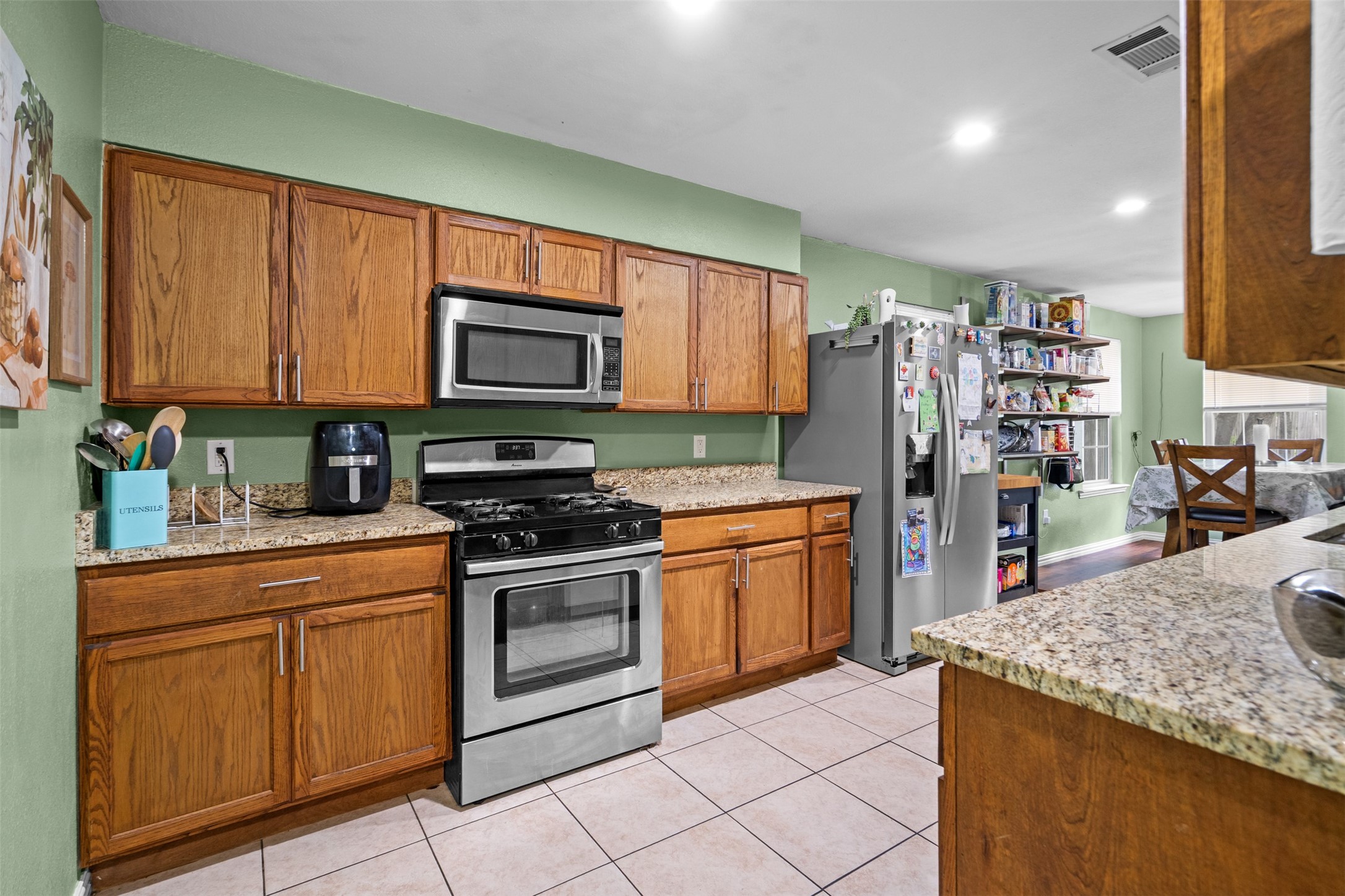 2539 Sharon Street Dallas TX 75211