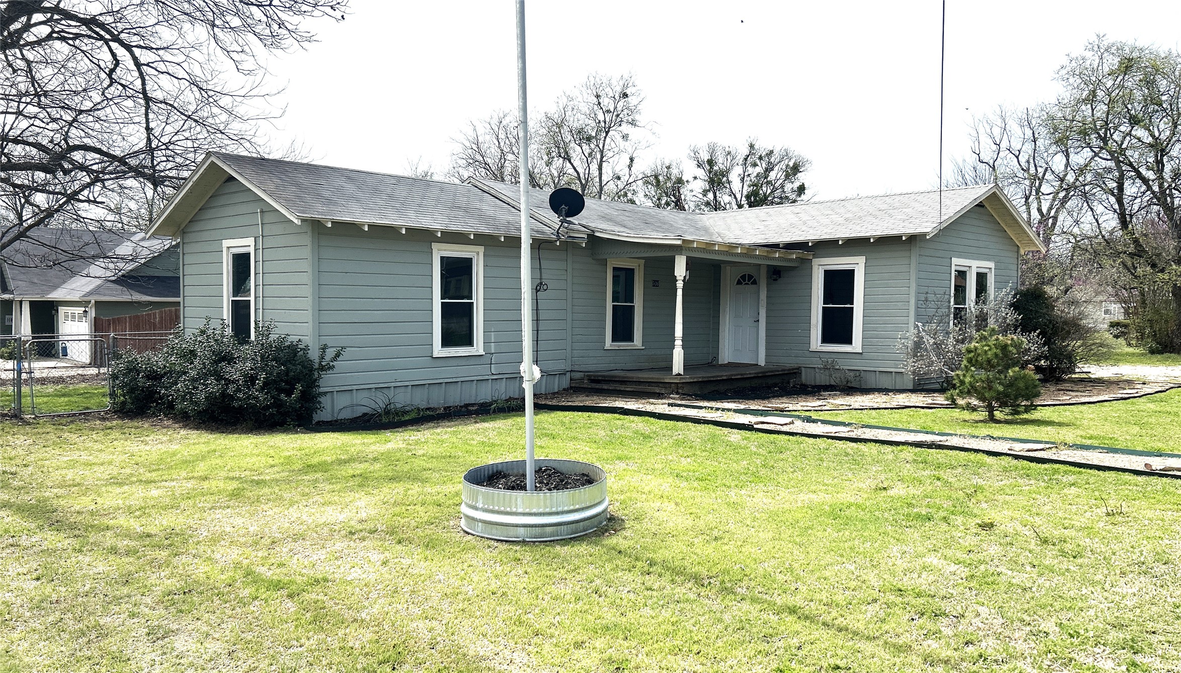 506 Scurlock Street Grandview TX 76050