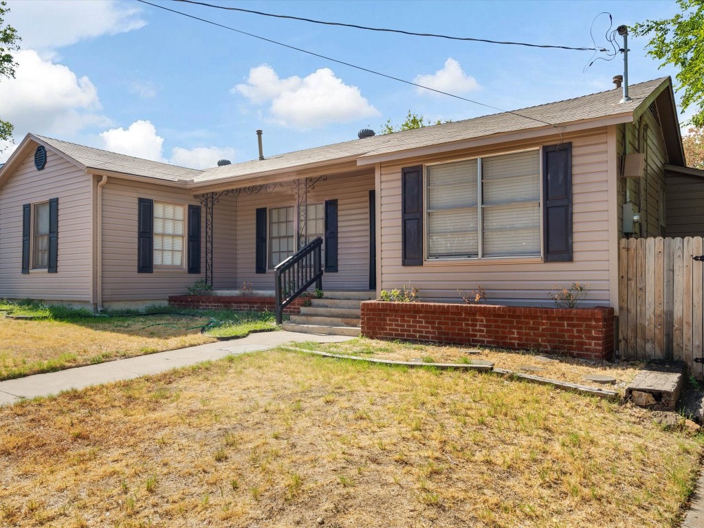 403 Norton Street Weatherford TX 76086