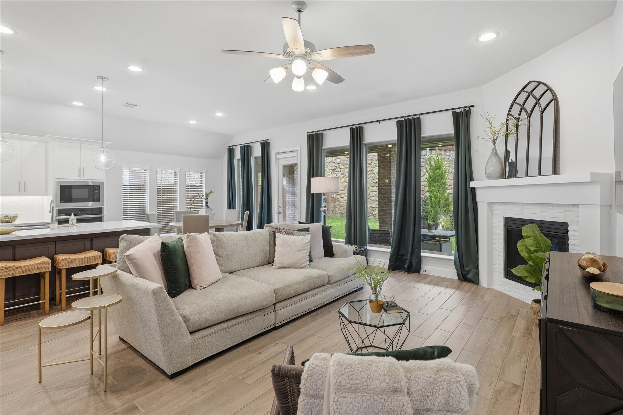 176 Buffalo Boulevard Rhome TX 76078