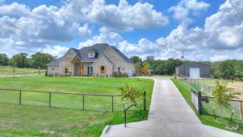 1013 Kingsway Drive Weatherford TX 76088