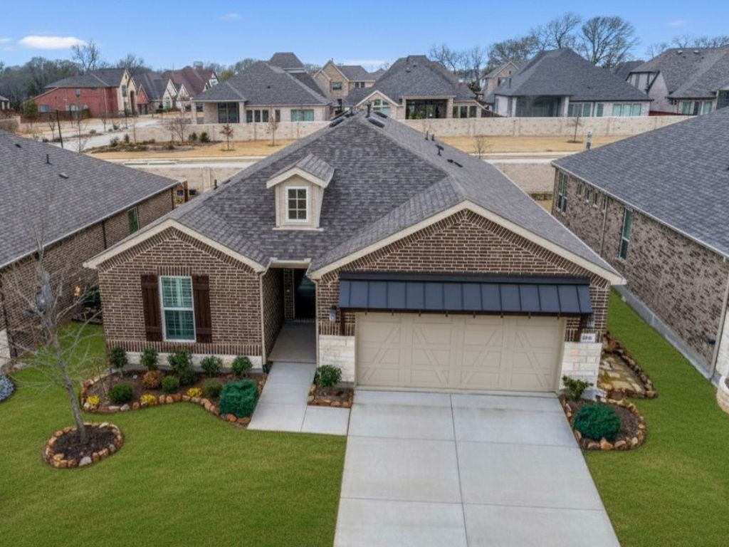 308 Sleepy Willow Lane Mckinney TX 75071