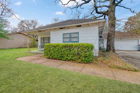 149 30th Street NW Paris TX 75460
