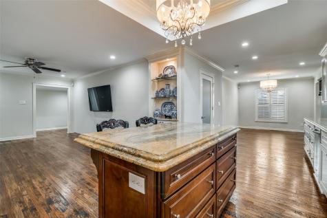 1432 Sylvan Avenue Dallas TX 75208