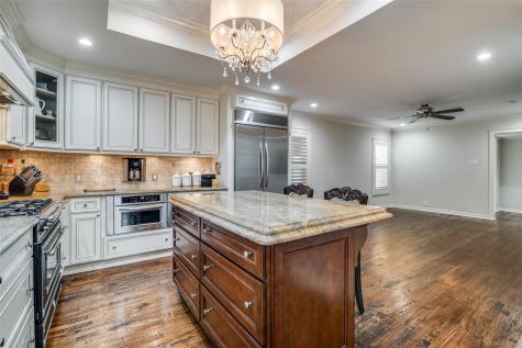 1432 Sylvan Avenue Dallas TX 75208