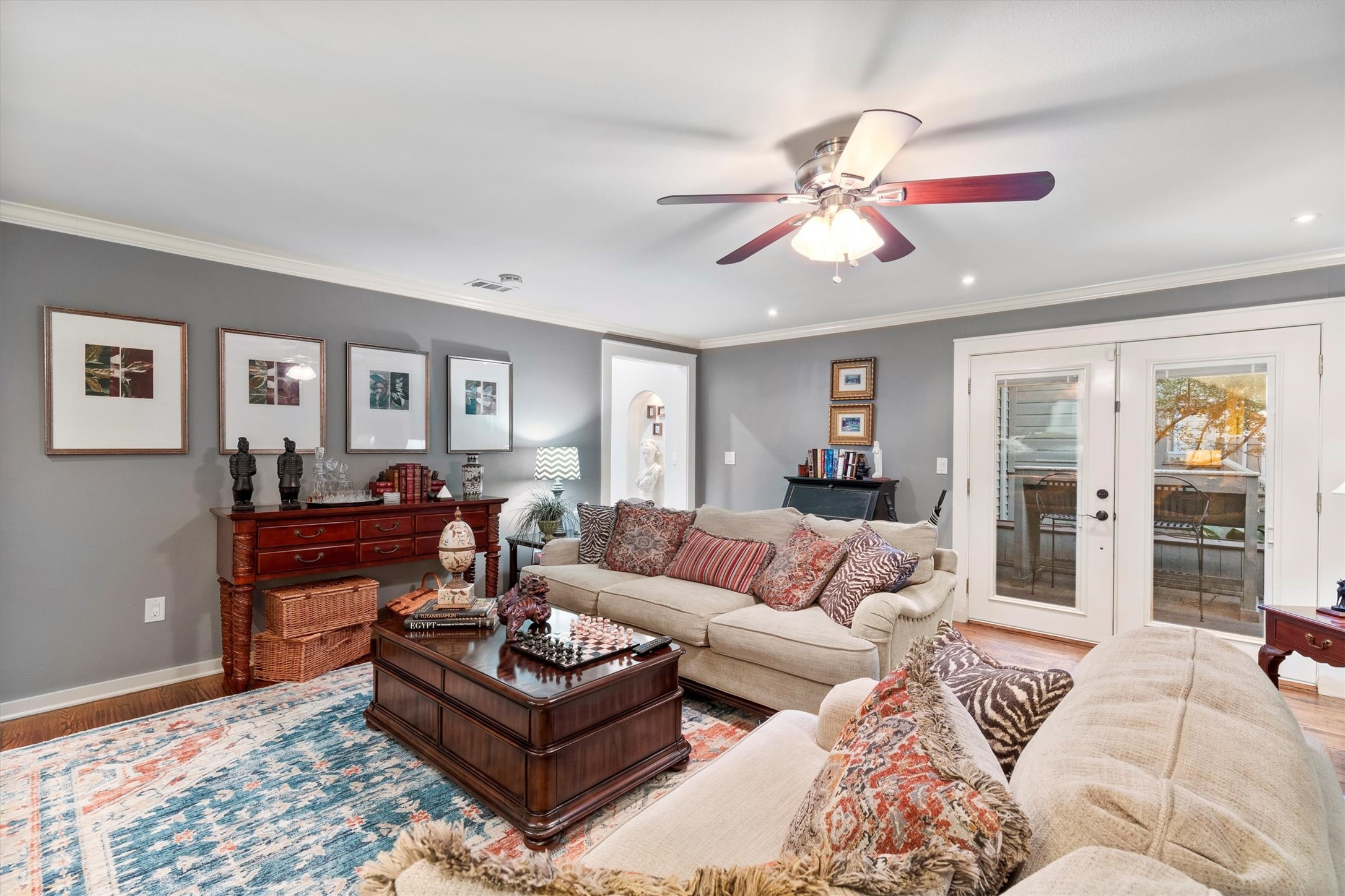 1432 Sylvan Avenue Dallas TX 75208