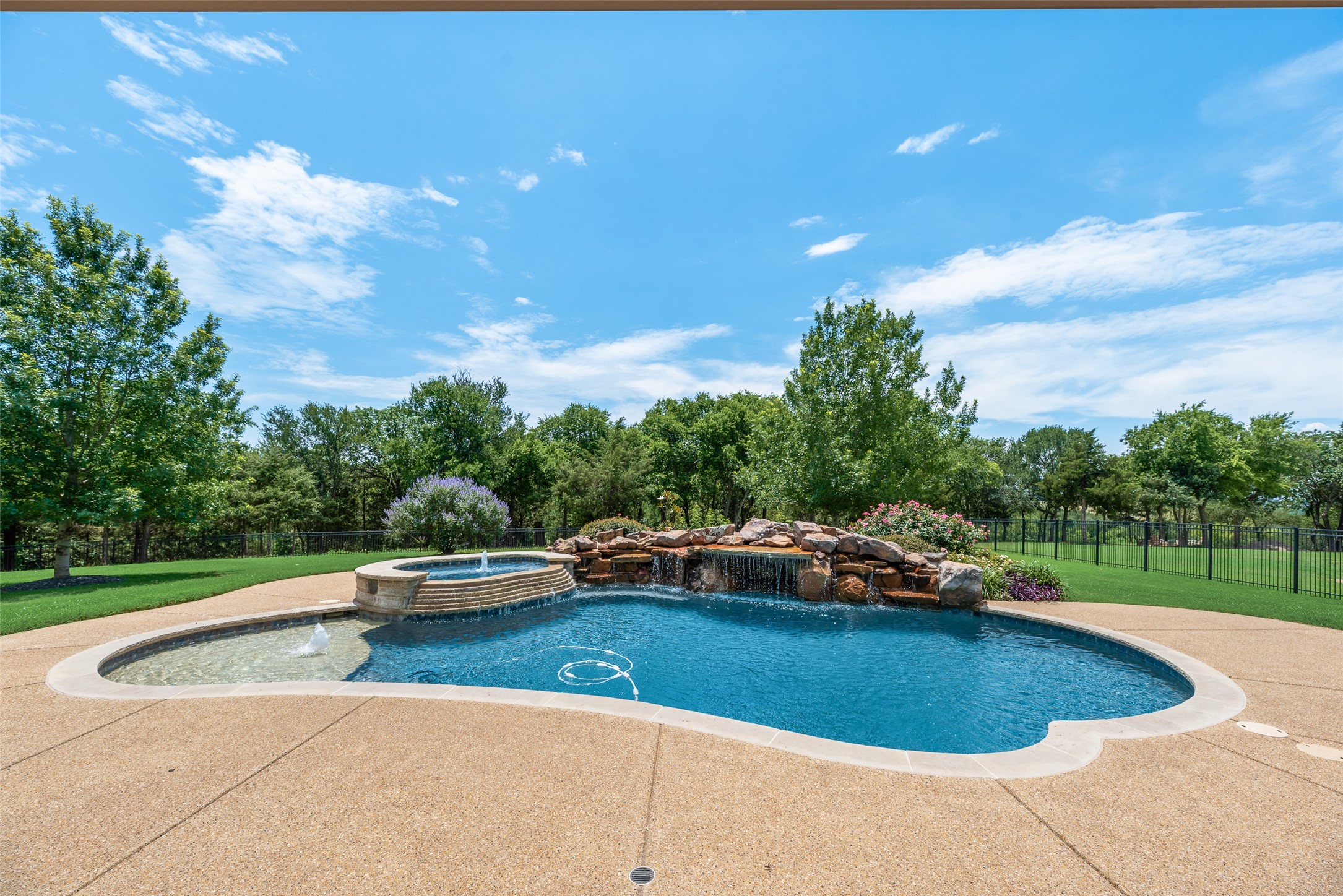 140 Sullivan Way Waxahachie TX 75167