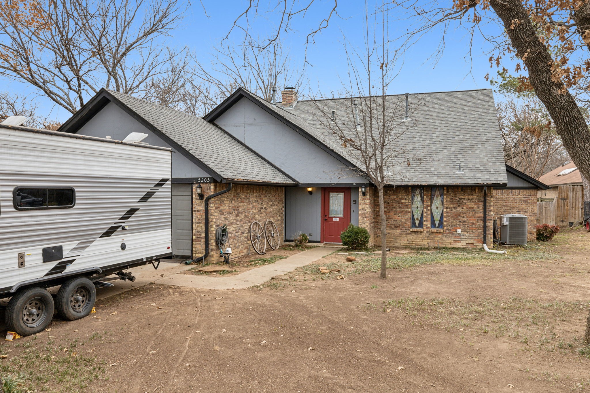 5205 Parliament Drive Arlington TX 76017