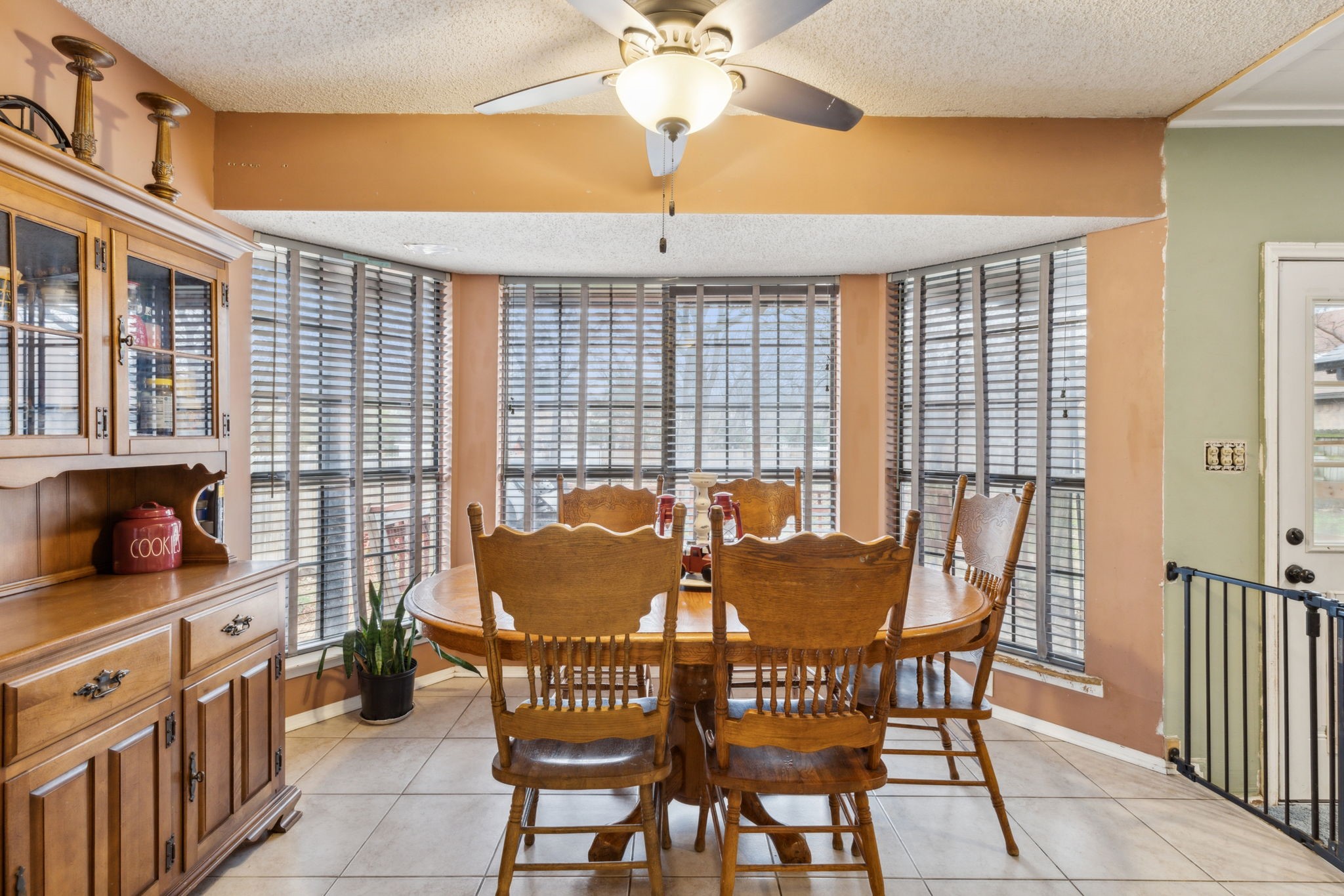 5205 Parliament Drive Arlington TX 76017