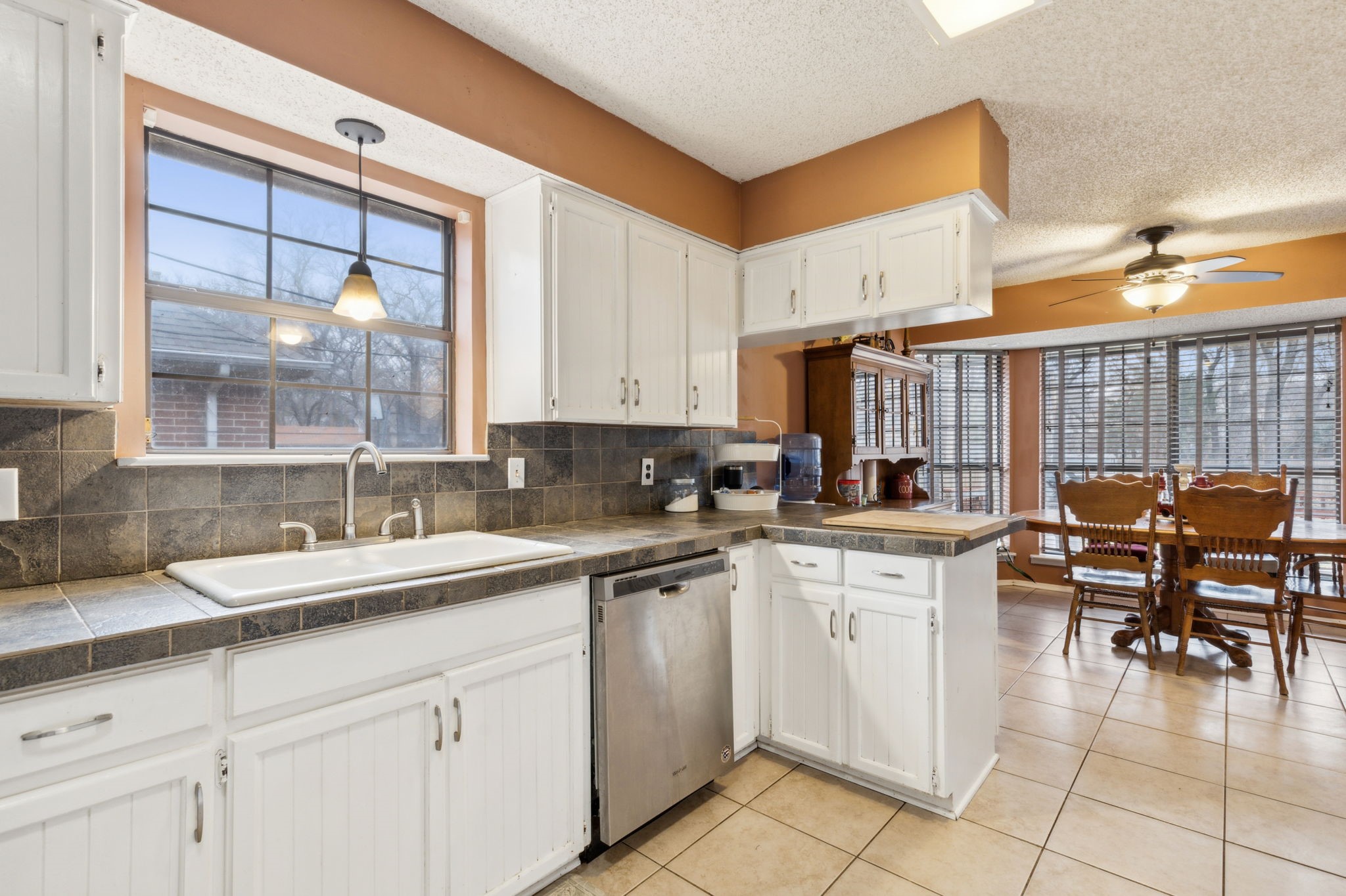 5205 Parliament Drive Arlington TX 76017