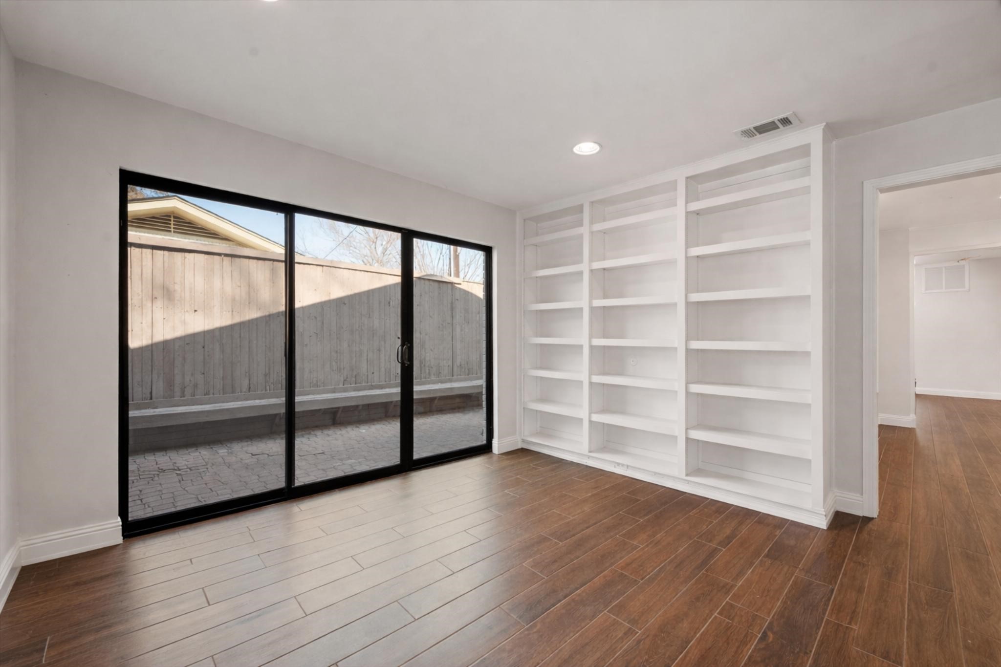 611 Westview Avenue Fort Worth TX 76107