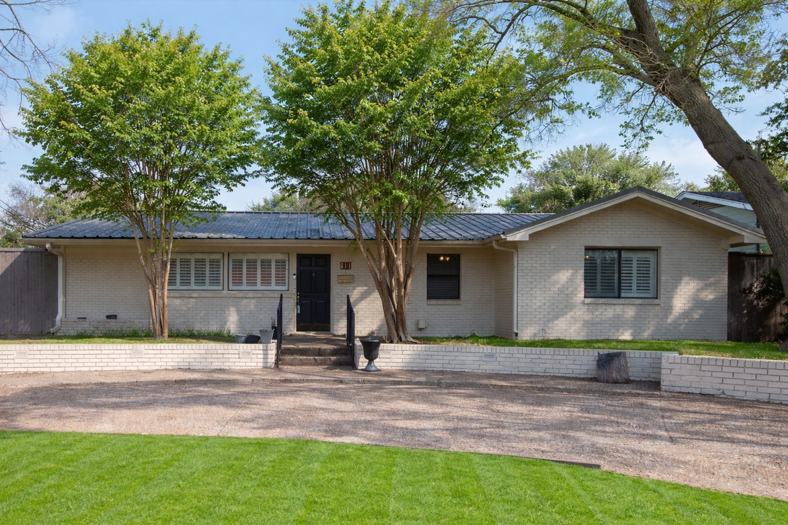 611 Westview Avenue Fort Worth TX 76107