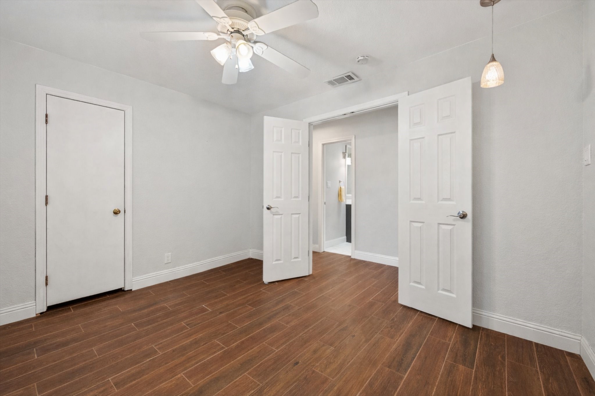 611 Westview Avenue Fort Worth TX 76107