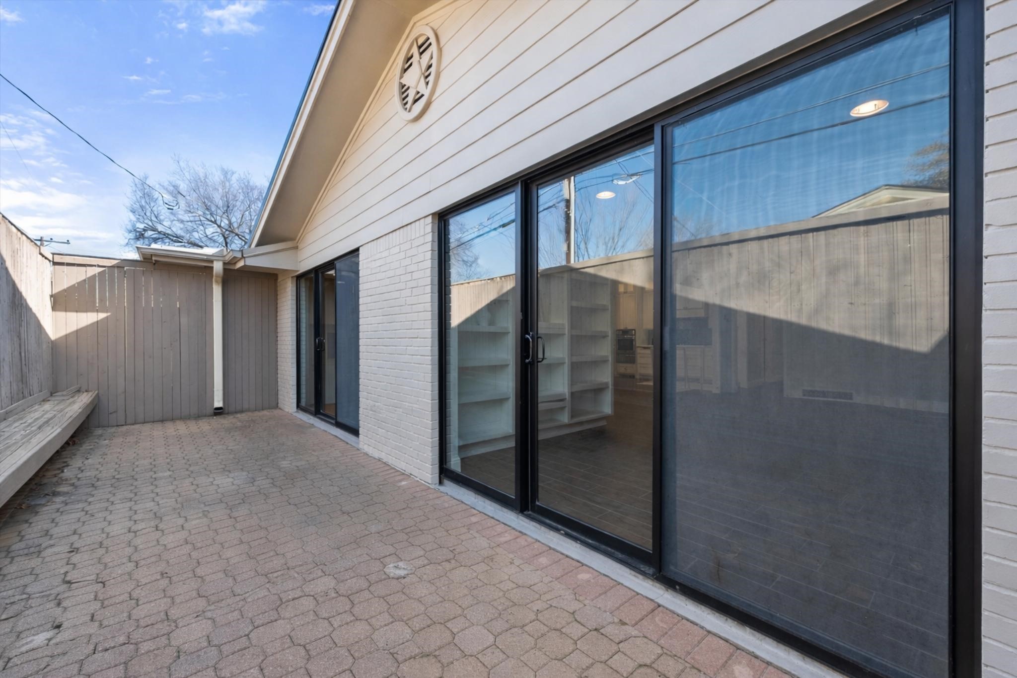 611 Westview Avenue Fort Worth TX 76107