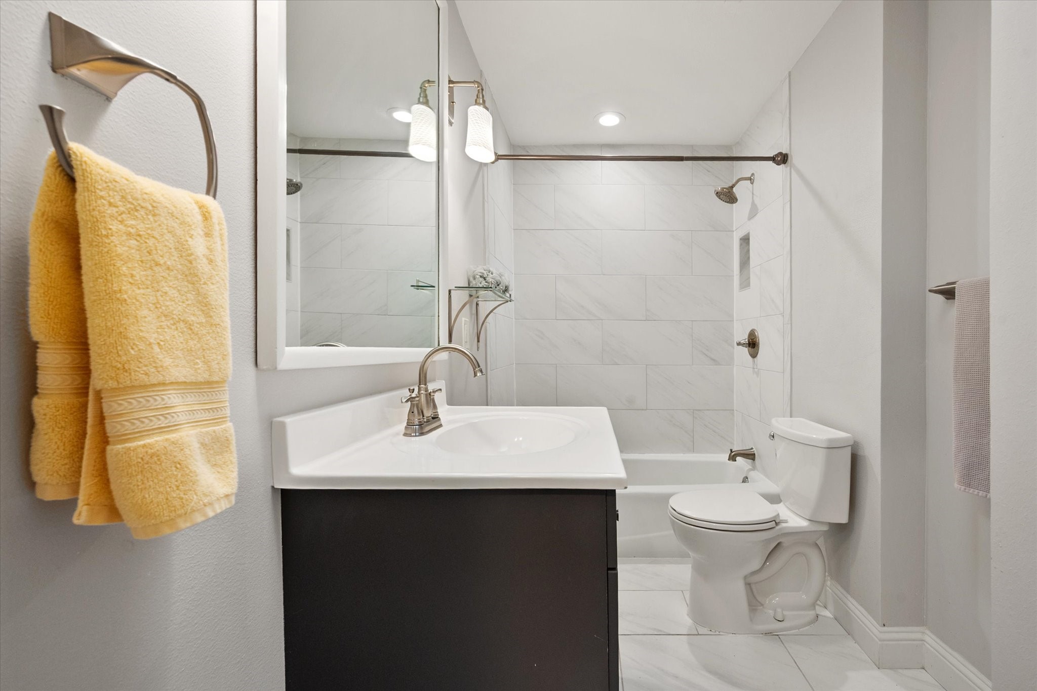 611 Westview Avenue Fort Worth TX 76107