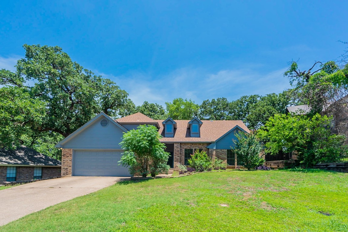 4605 Bellefontaine Court Arlington TX 76017