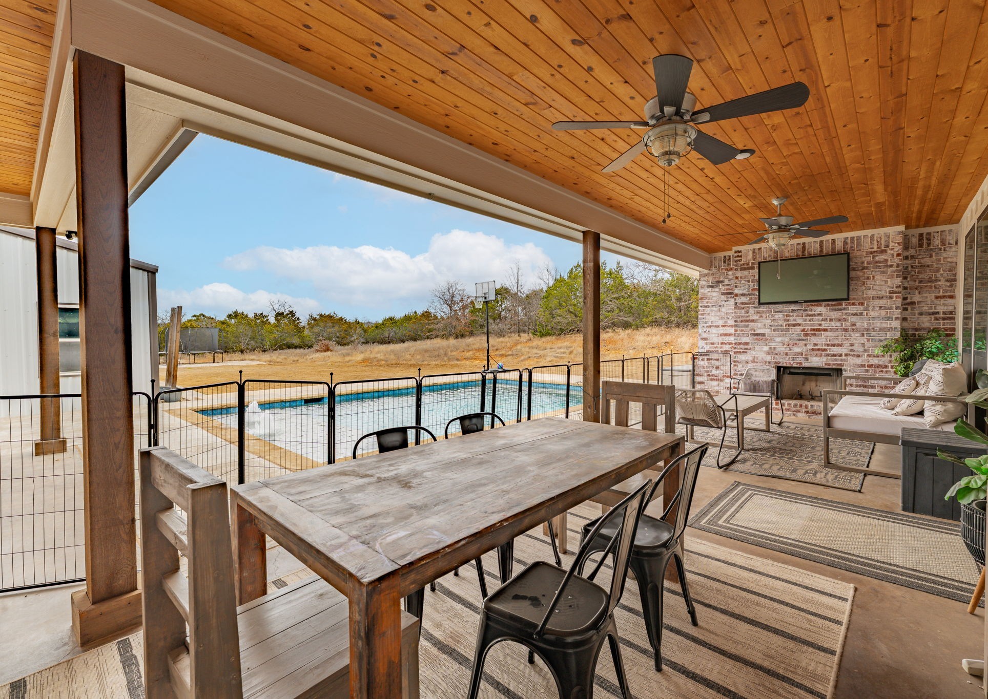 148 S Ranch Lane Graham TX 76450