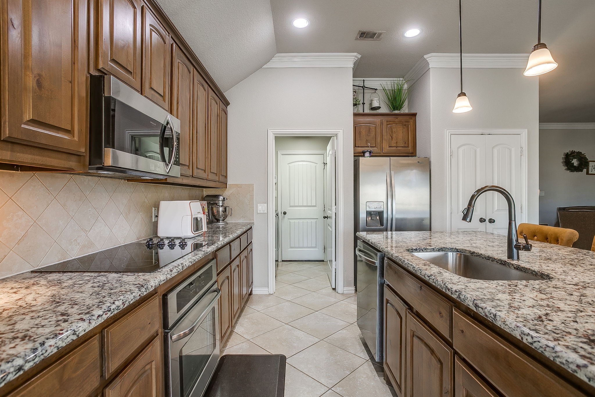 8005 Canyon Ridge Drive Godley TX 76044