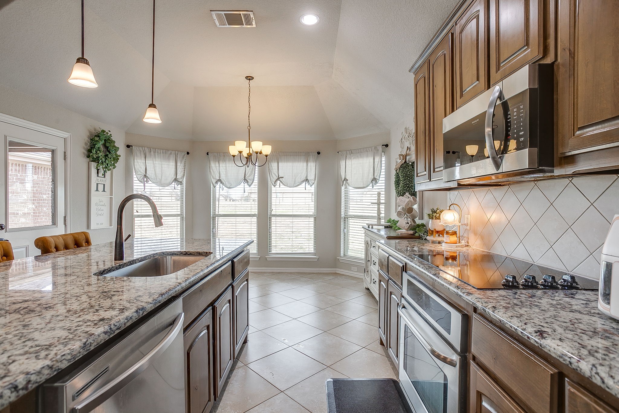 8005 Canyon Ridge Drive Godley TX 76044