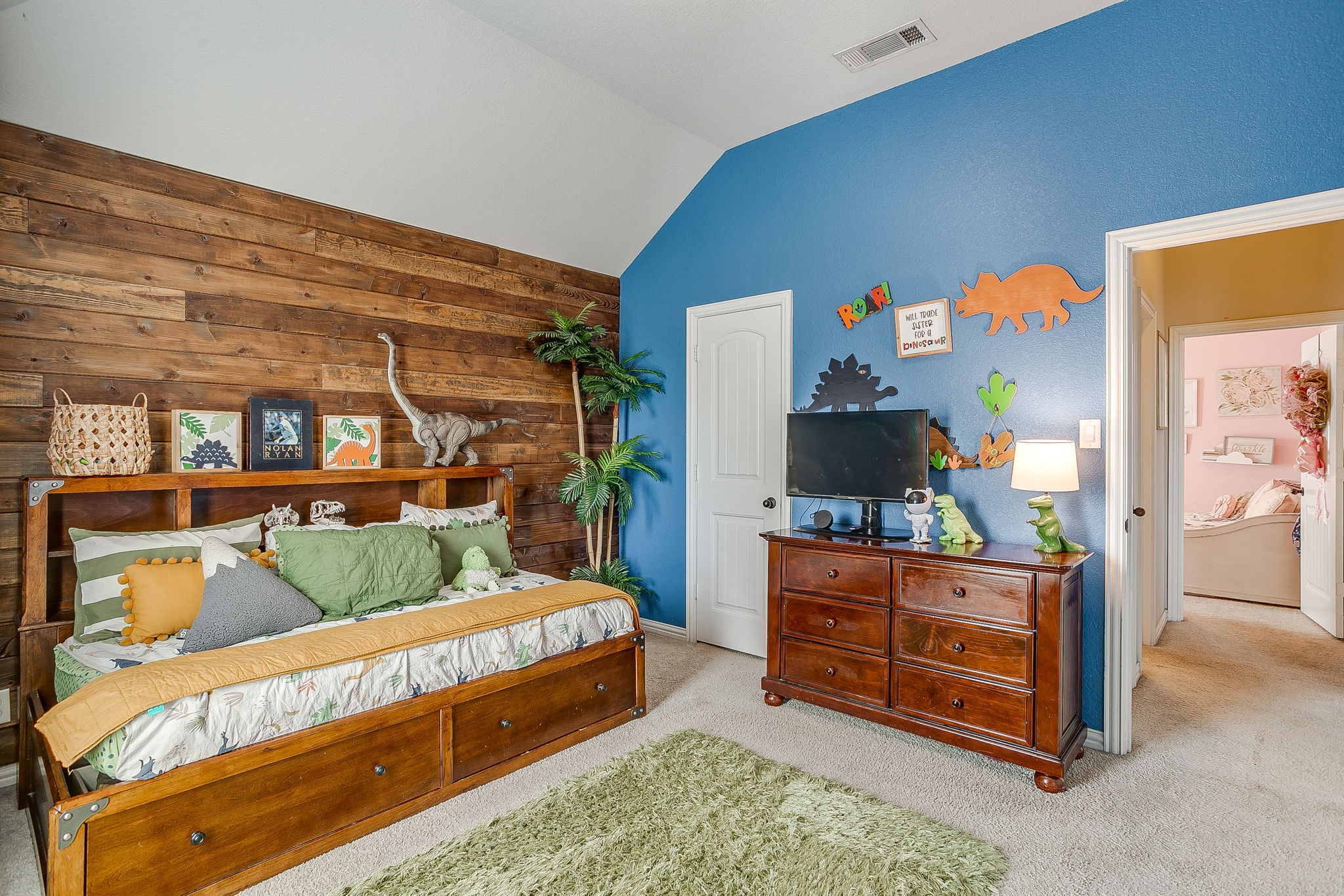 8005 Canyon Ridge Drive Godley TX 76044