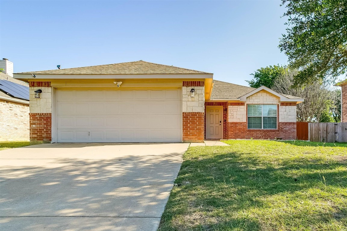 536 Griffith Drive Saginaw TX 76179