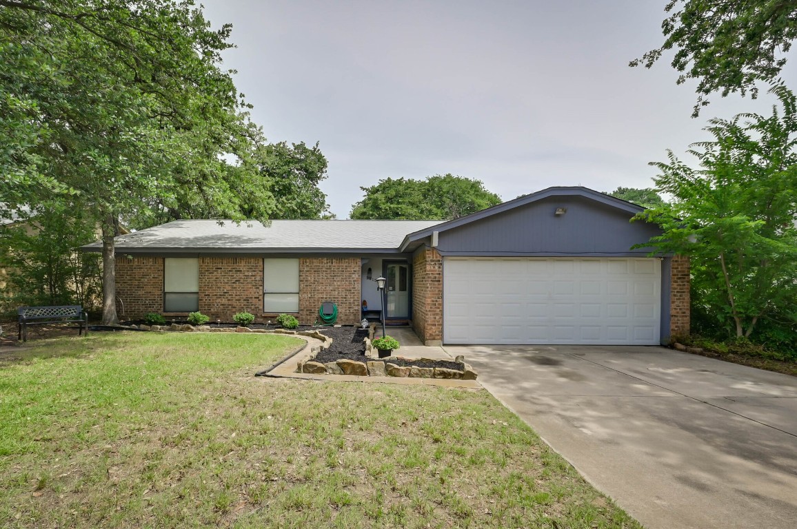 5615 Shady Hill Lane Arlington TX 76016