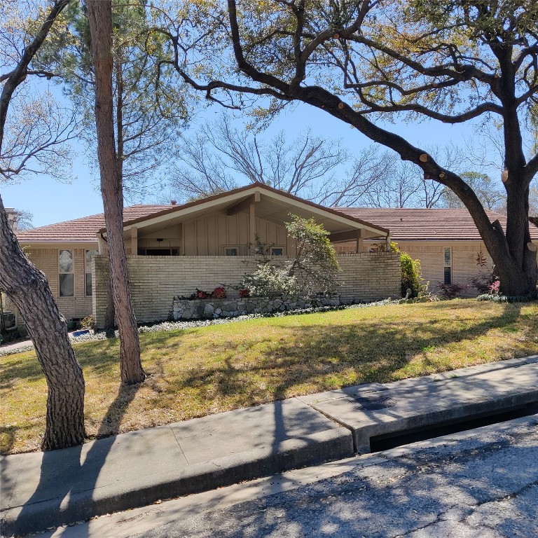 322 San Mateo Court Irving TX 75062