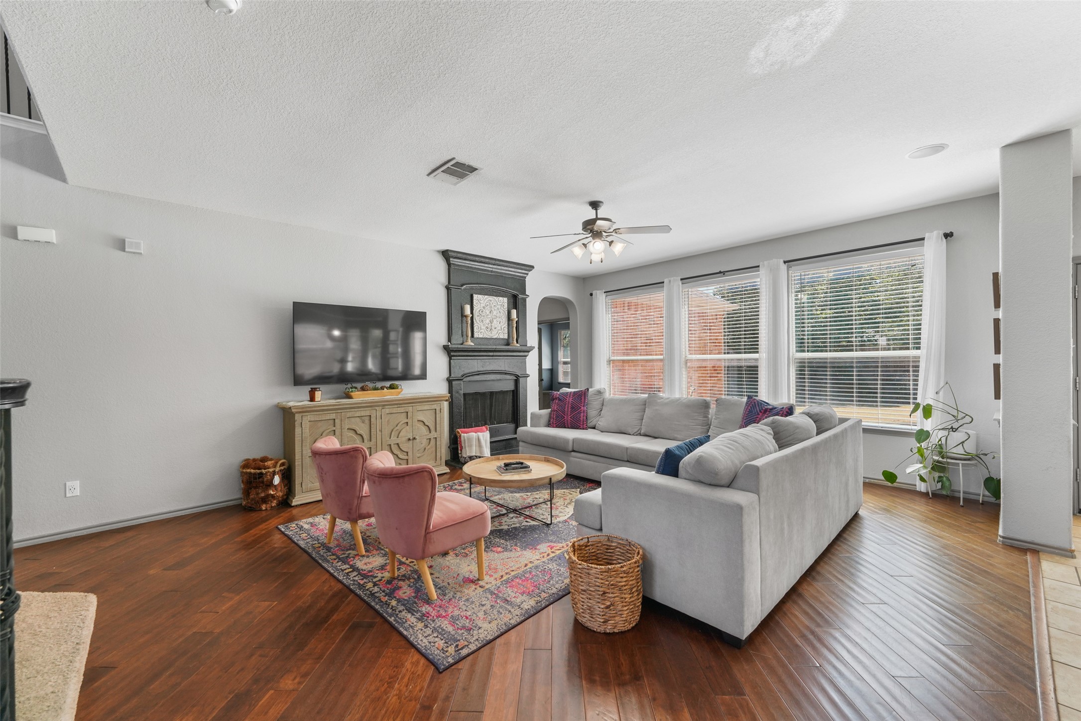932 Mimosa Court Burleson TX 76028