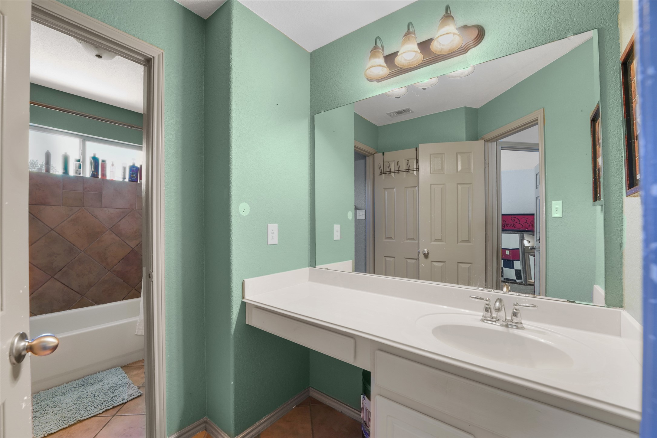 932 Mimosa Court Burleson TX 76028