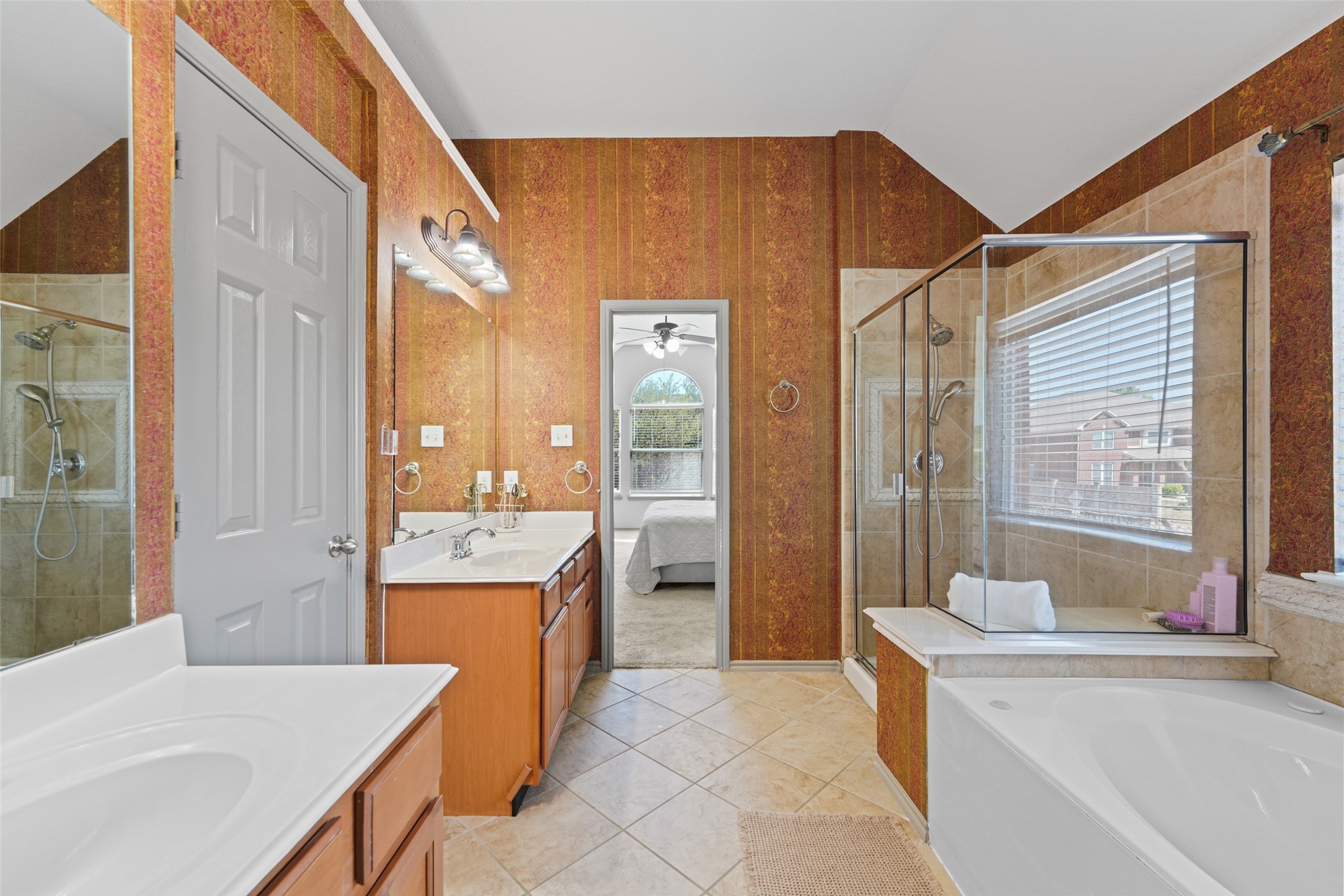 932 Mimosa Court Burleson TX 76028