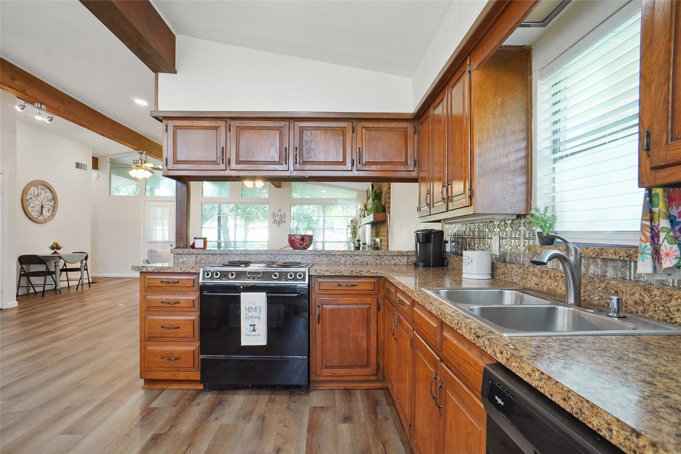 308 Half Moon Way Runaway Bay TX 76426