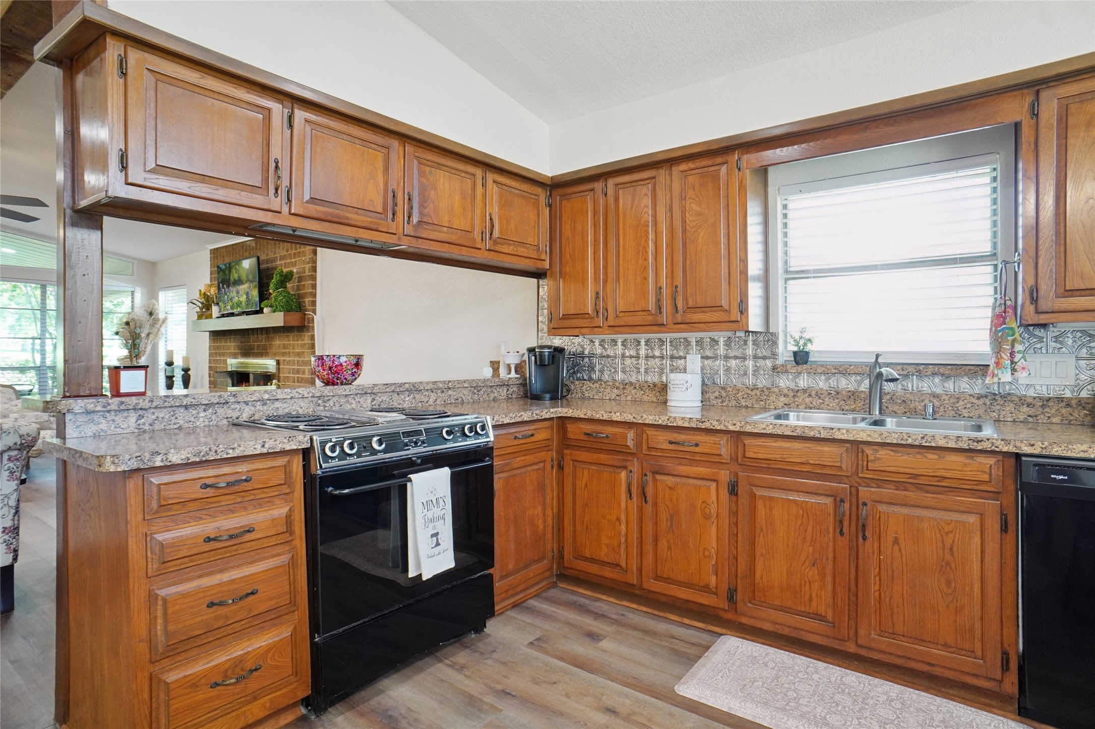 308 Half Moon Way Runaway Bay TX 76426