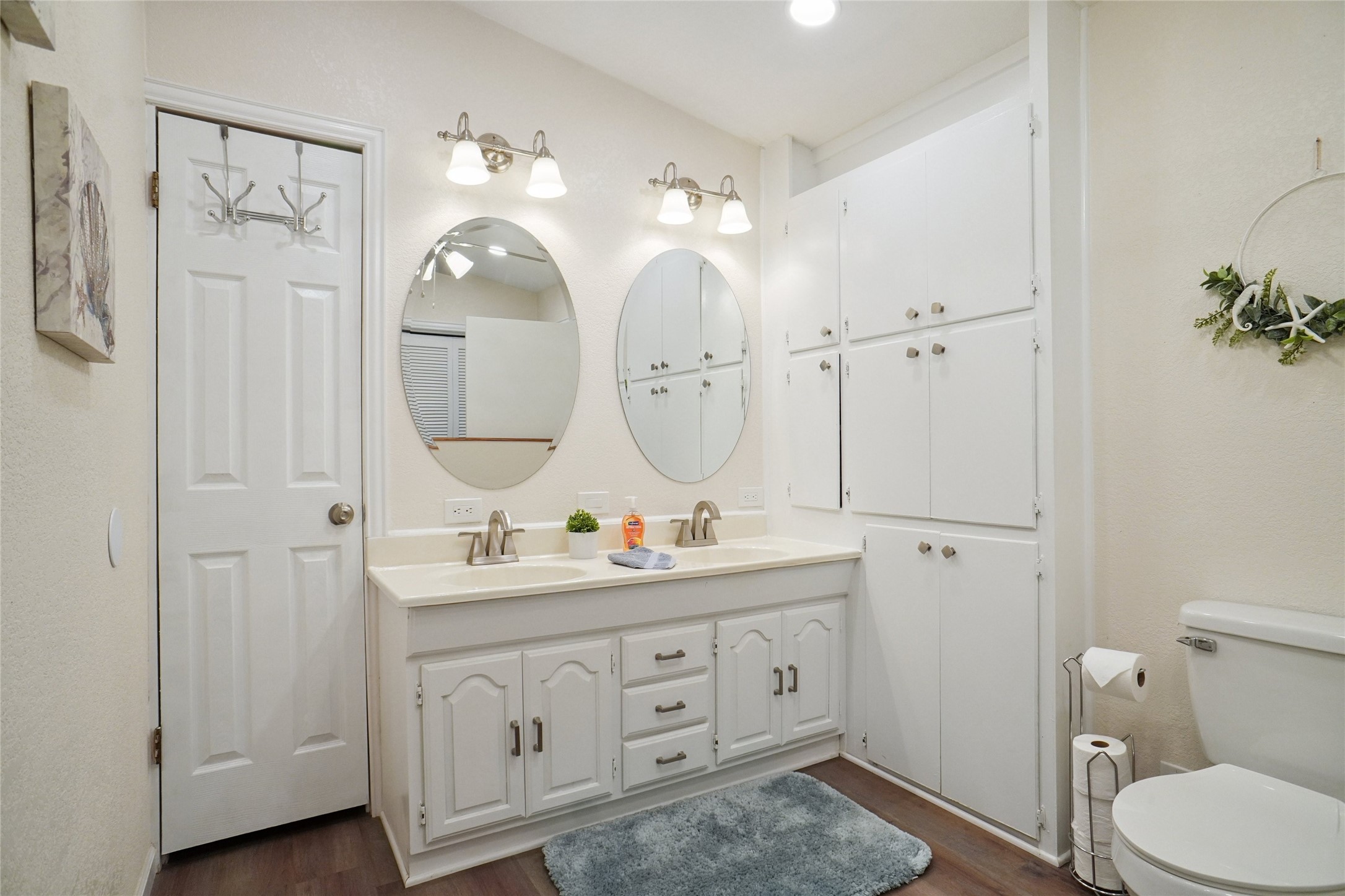 308 Half Moon Way Runaway Bay TX 76426