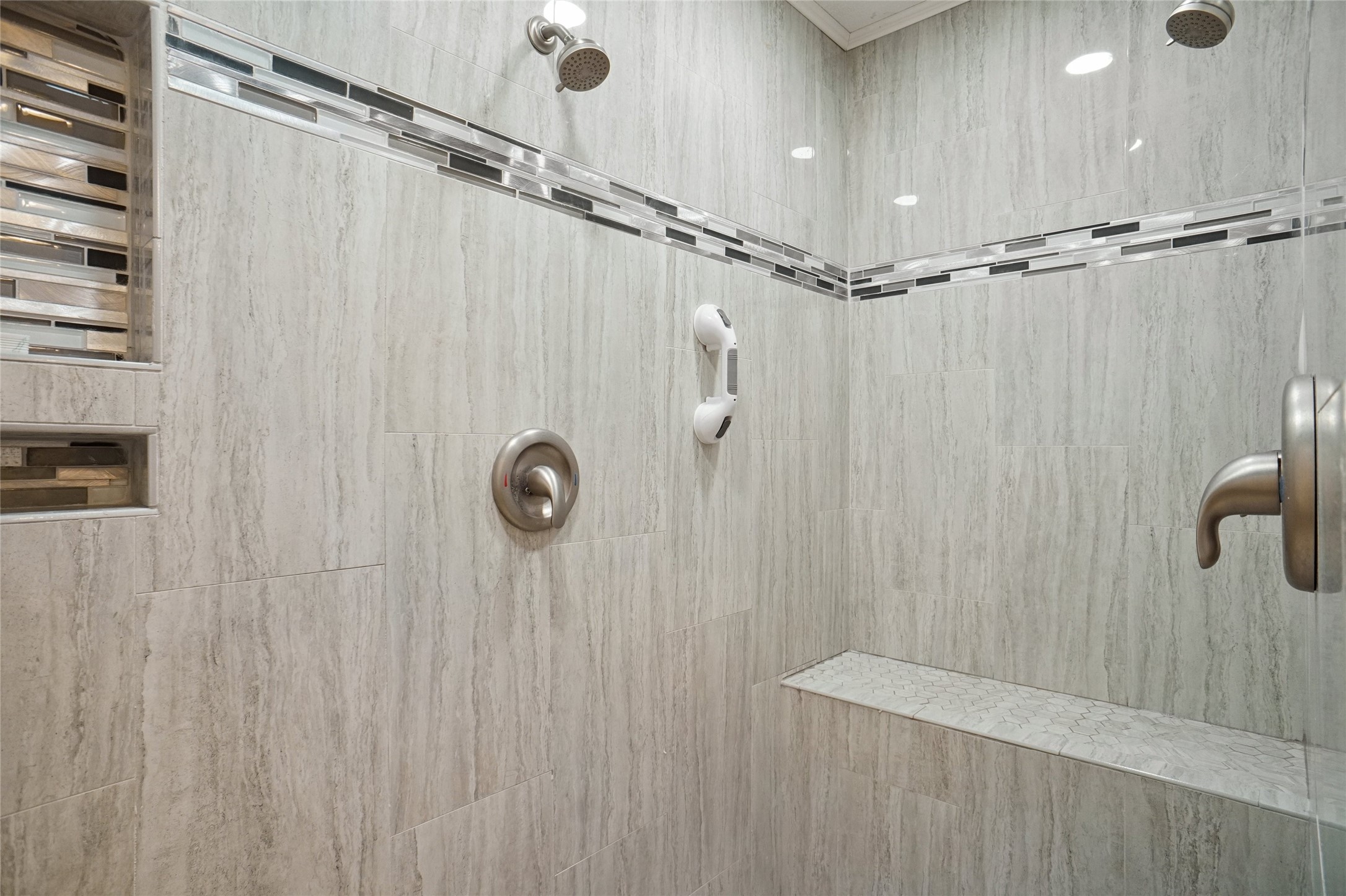 308 Half Moon Way Runaway Bay TX 76426