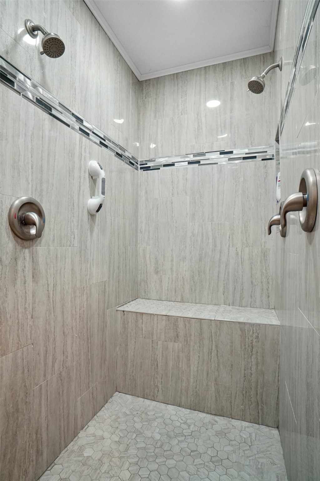 308 Half Moon Way Runaway Bay TX 76426