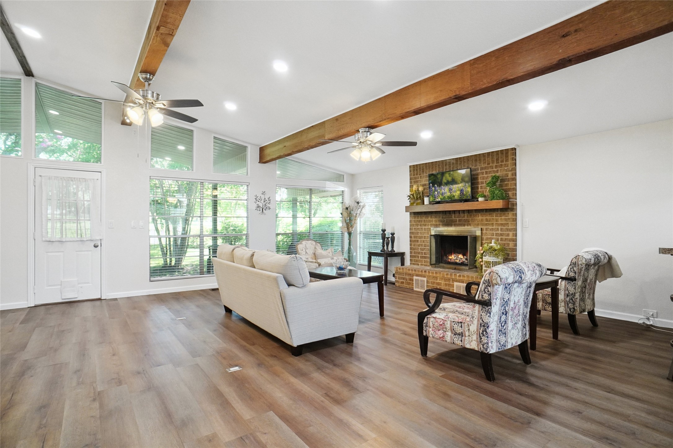 308 Half Moon Way Runaway Bay TX 76426